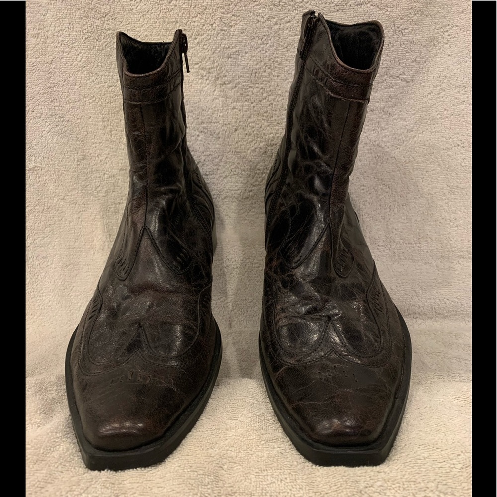 Banana Blues Ankle Boots